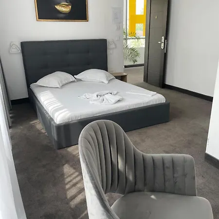 Ξενοδοχείο Vitan273 3*